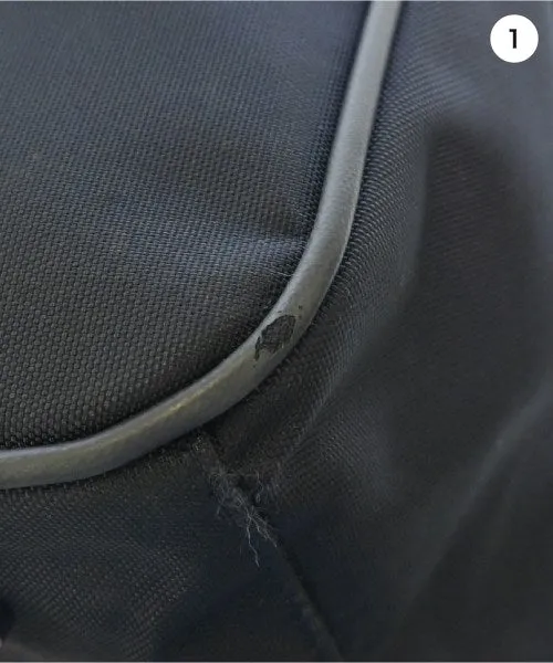 CDG Shoulder bags
